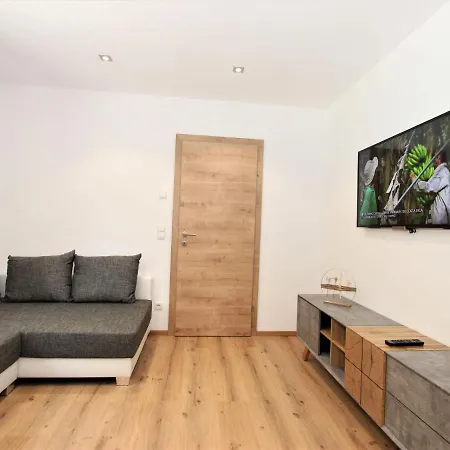 Bernadette By Interhome Apartmán *